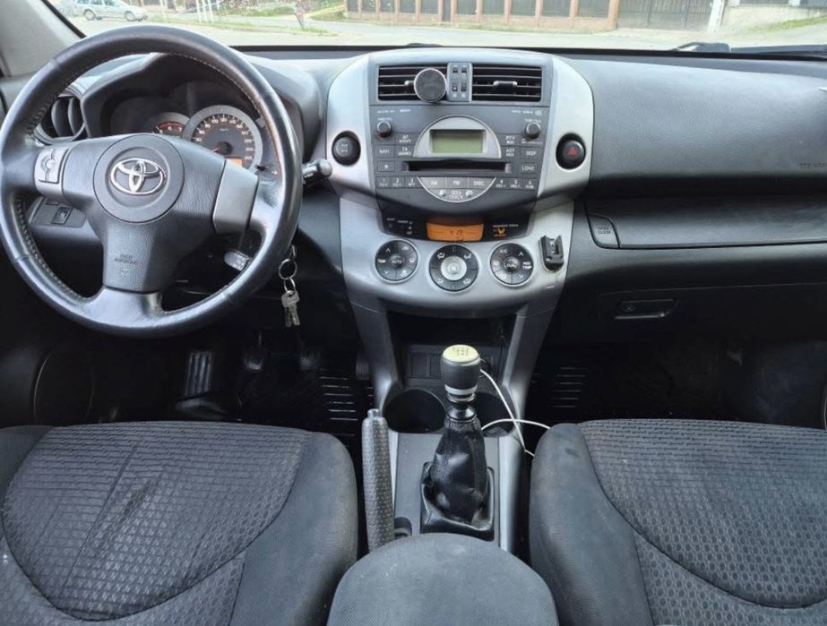 Toyota Rav4  / 2.2 Diesel An Fabricatie 2007