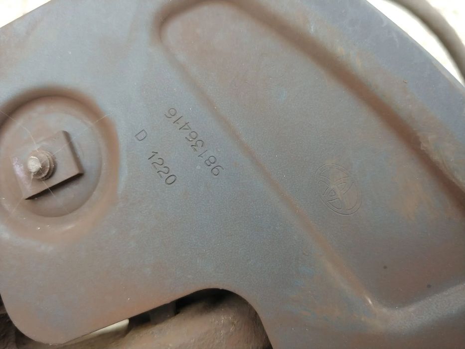 fuzeta dreapta fata opel zafira e life  opel vivaro c  98136416