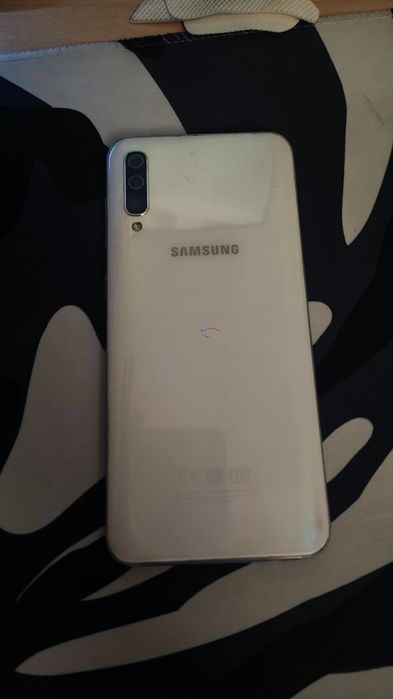 Samsung A50 в идеальном качестве