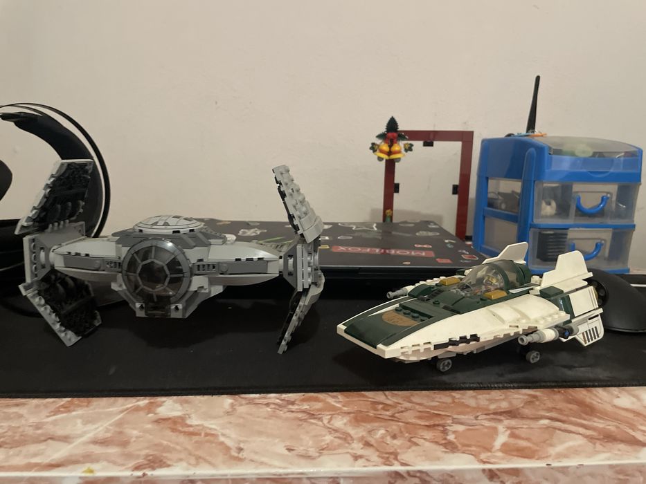 Vand seturile lego star wars 75082 si 75248