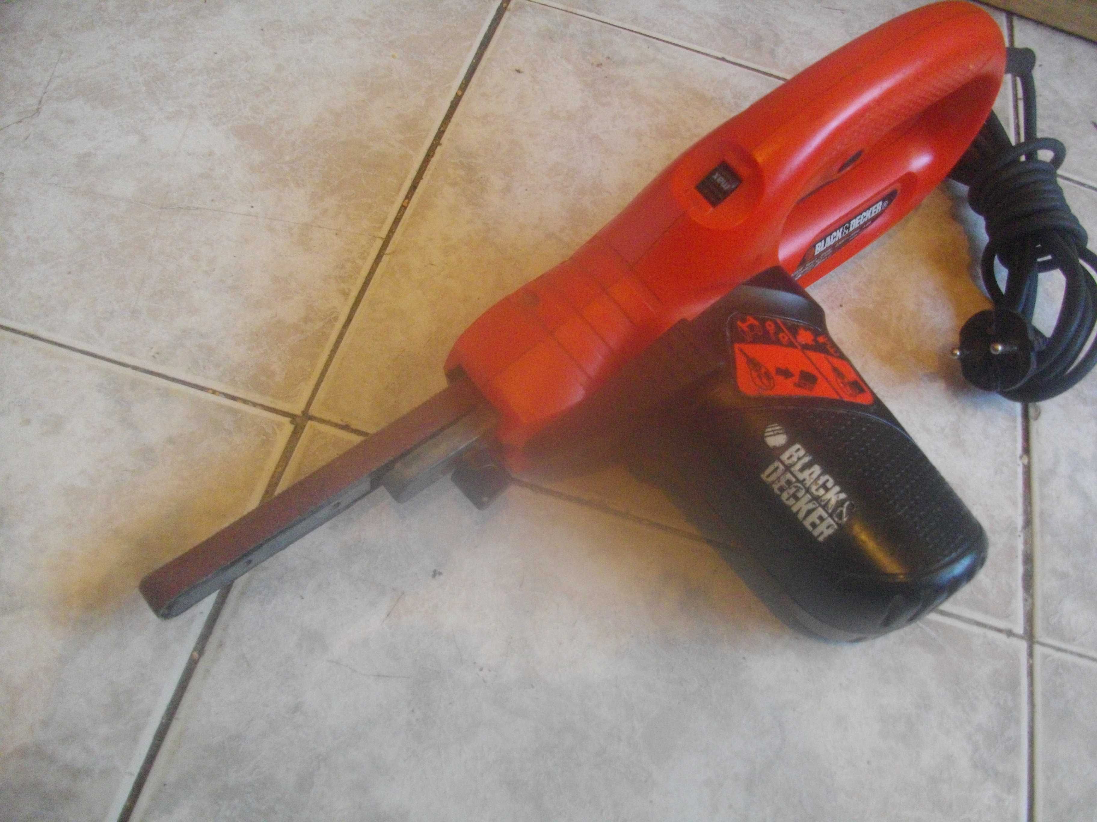 Black Decker KA29-Англ.Мини Лентов Шлайф-Ел.Пила-Шлайфане Трудни Места