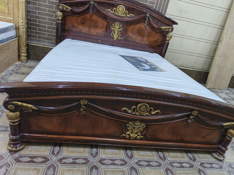 Kravat yangi matras bn beriladi