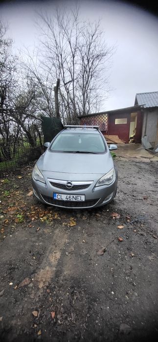OPEL astra J 2012