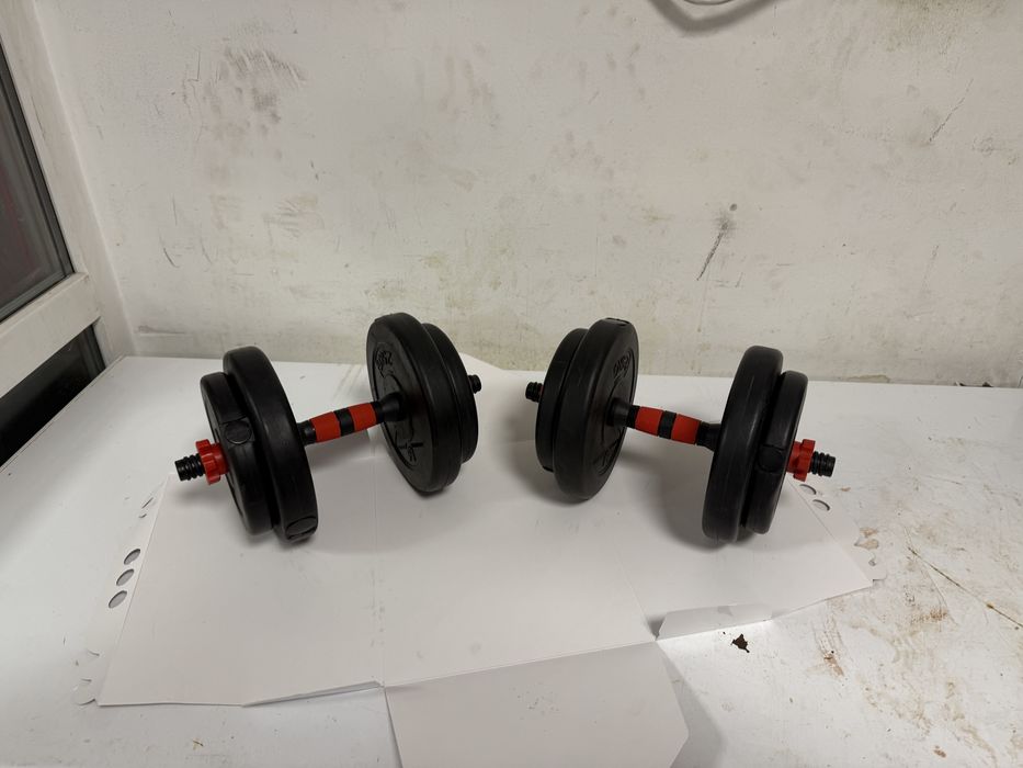 Set gantere reglabile noi 8 kg+8 kg=16 kg. Germany pret promo 100 lei