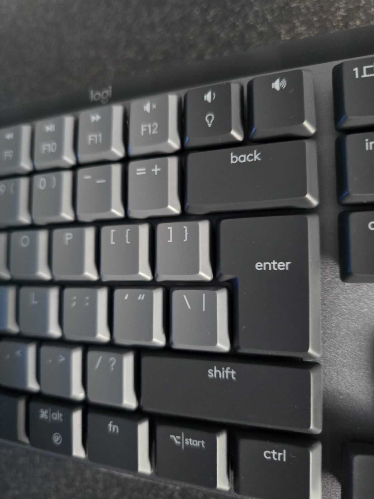 Механична клавиатура Logitech - MX Mechanical (Tactile Quiet)