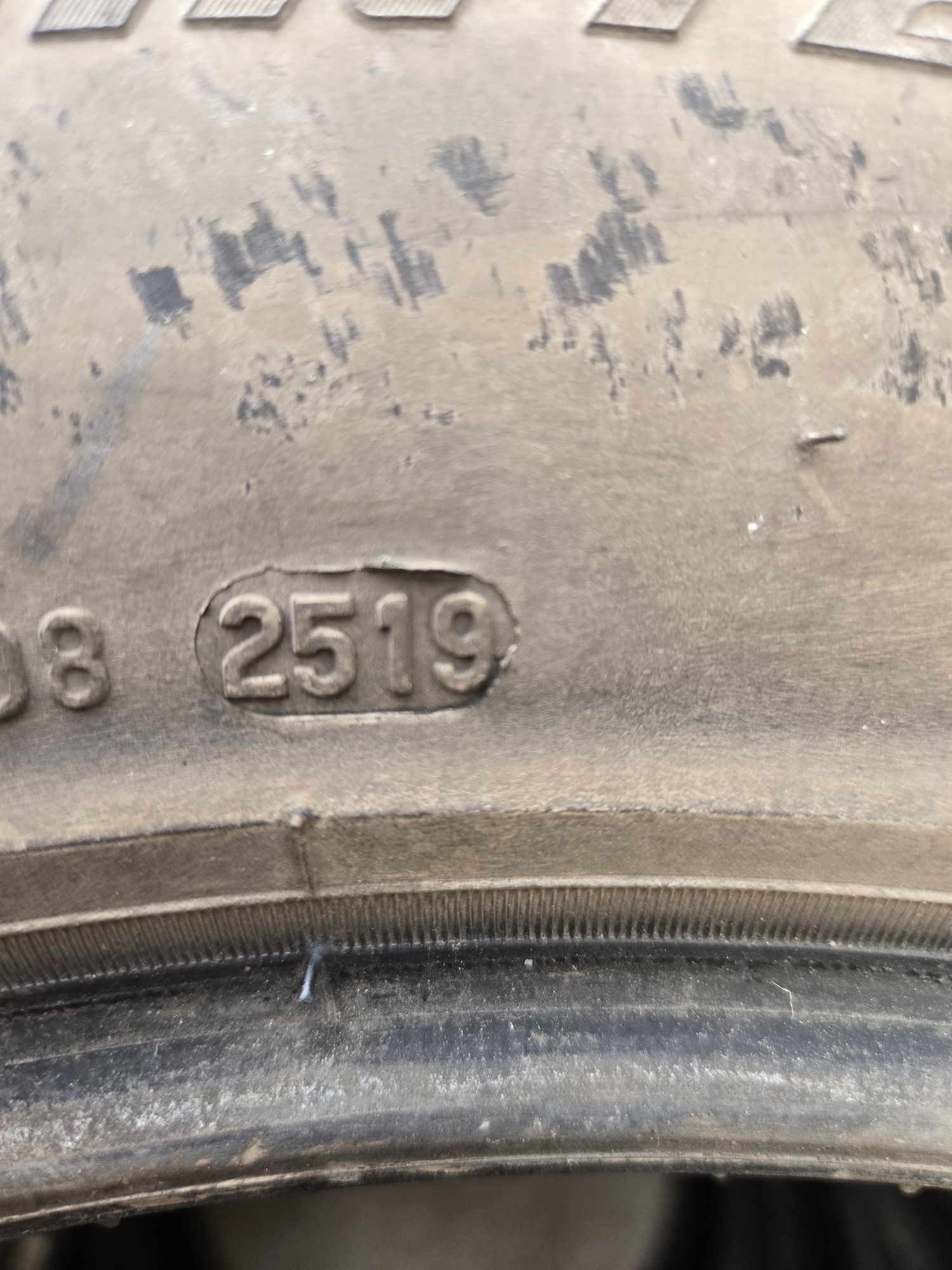 4 бр. Зимни гуми 215.60.16 PIRELLI