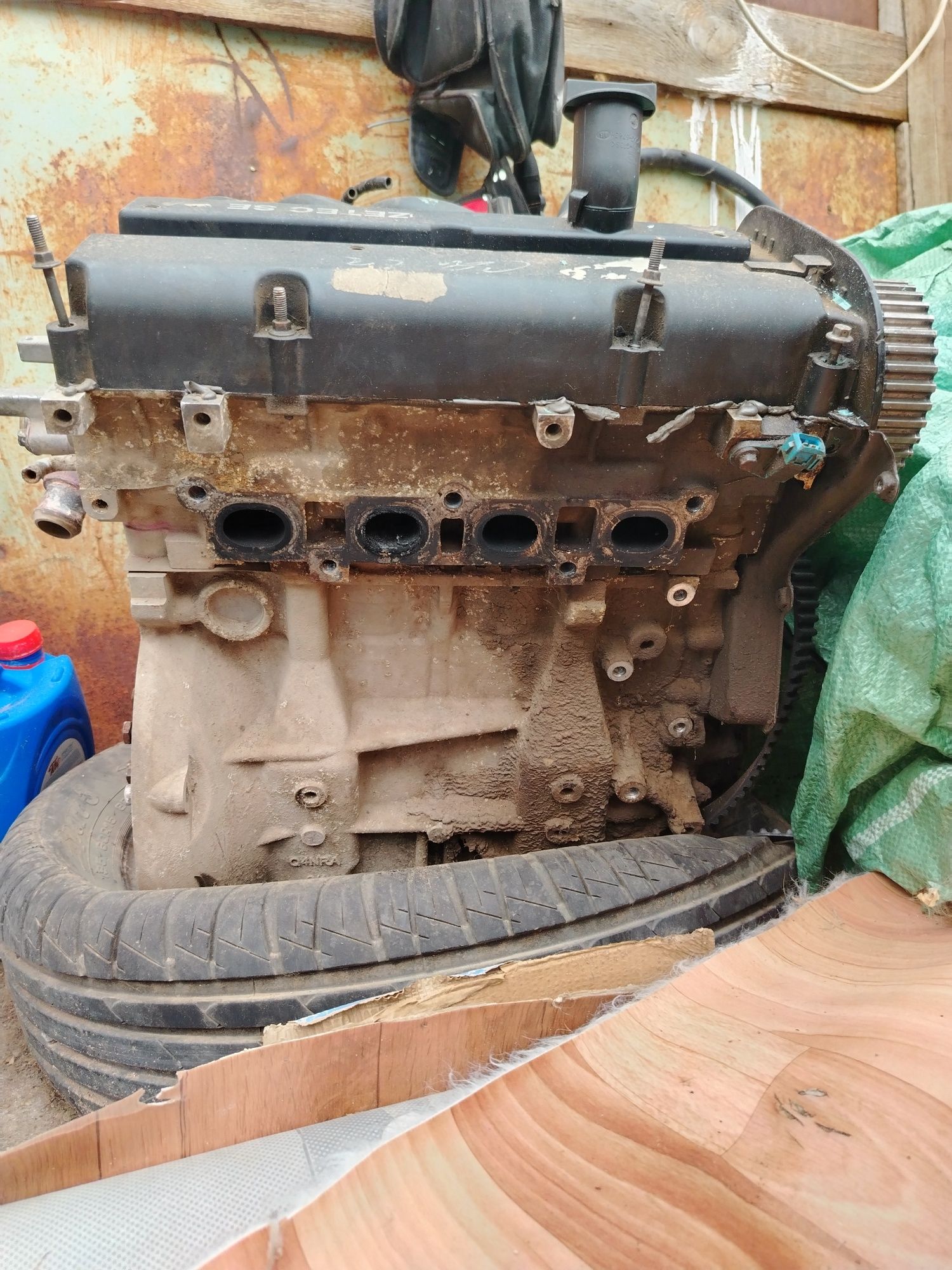 Двигатель НА FORD FUSION 1.6