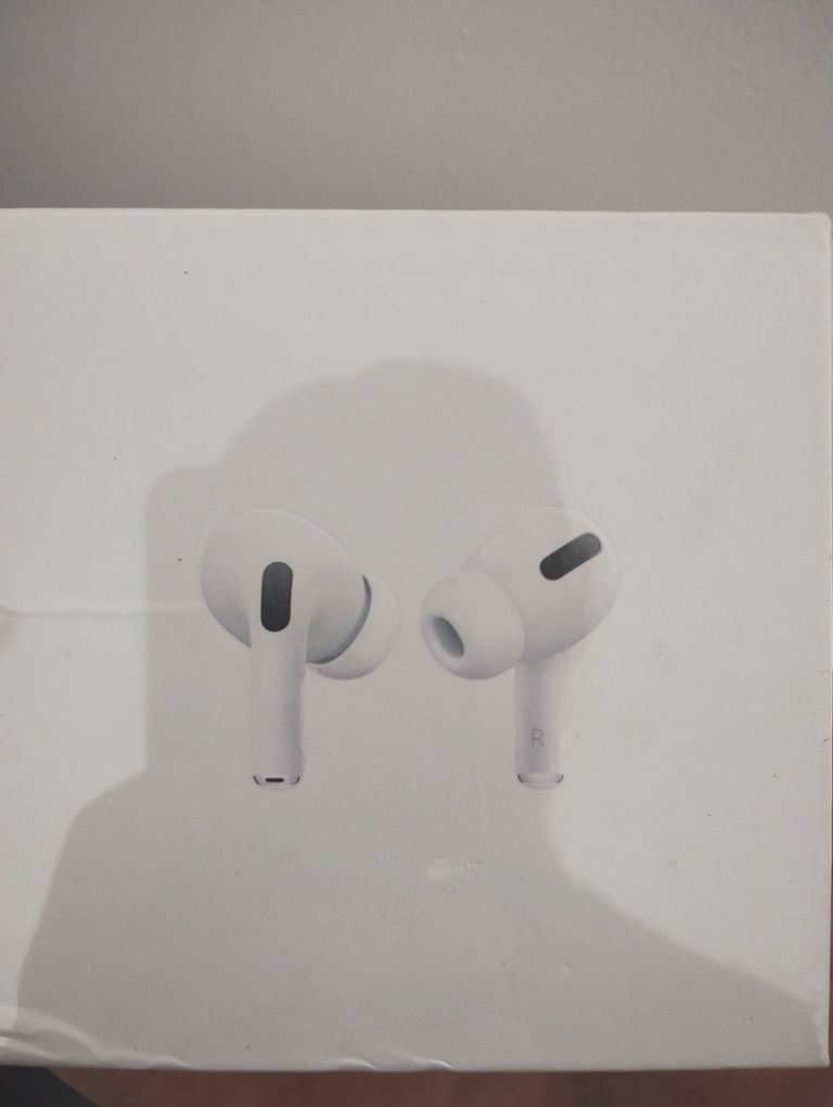 AirPods Pro Wireless charging