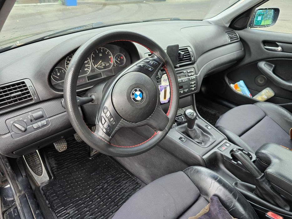 BMW E46, din 2003, stare mecanică foarte bună