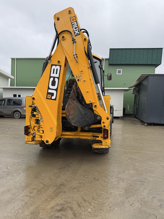 Buldoexcavator jcb 3cx