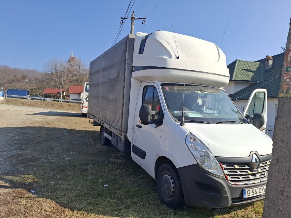 Vând Renault Master