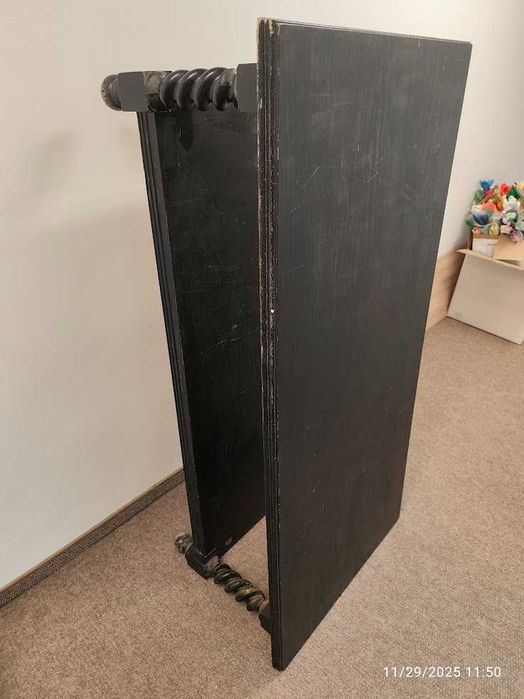 Дървена холна маса / Помощна масичка от дърво