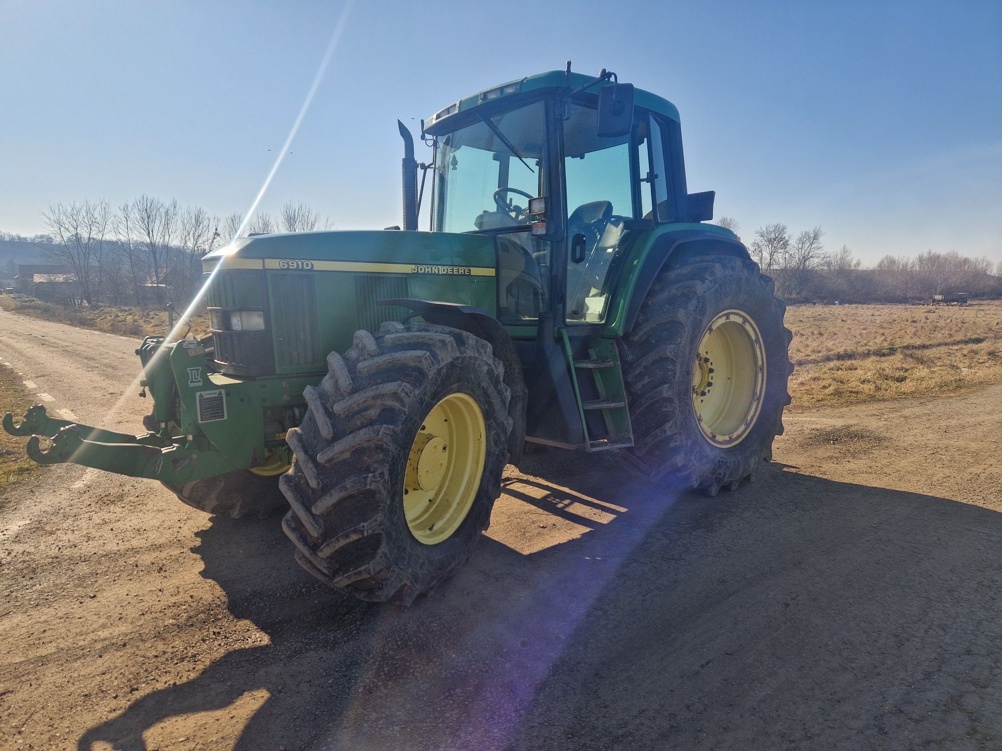 Tractor john deere 6910