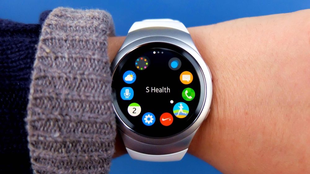 smartwatch Samsung Gear S2 sport - arata si functioneaza impecabil