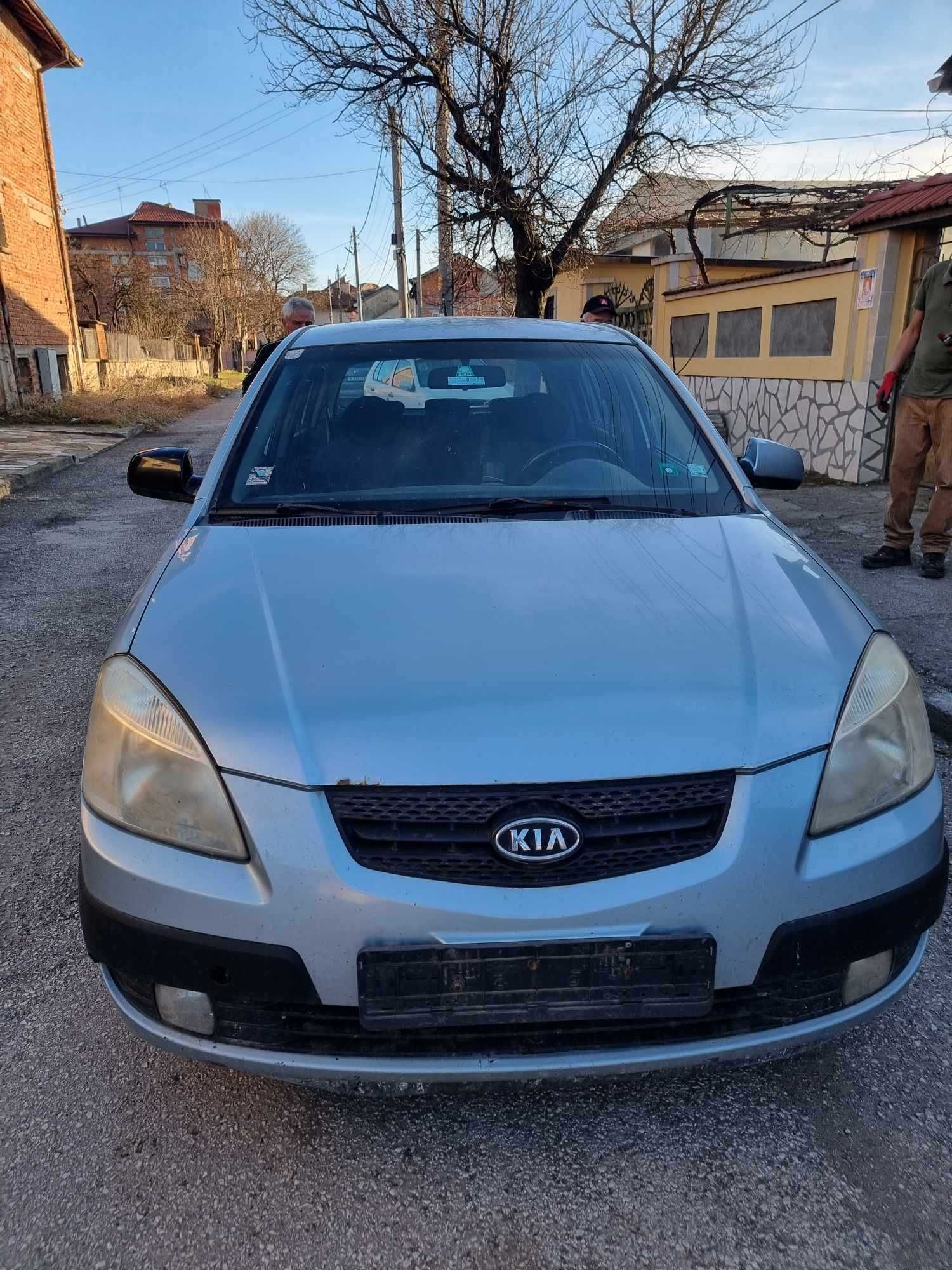 Kia Rio 1.5 CRDI/1.4 16V На части