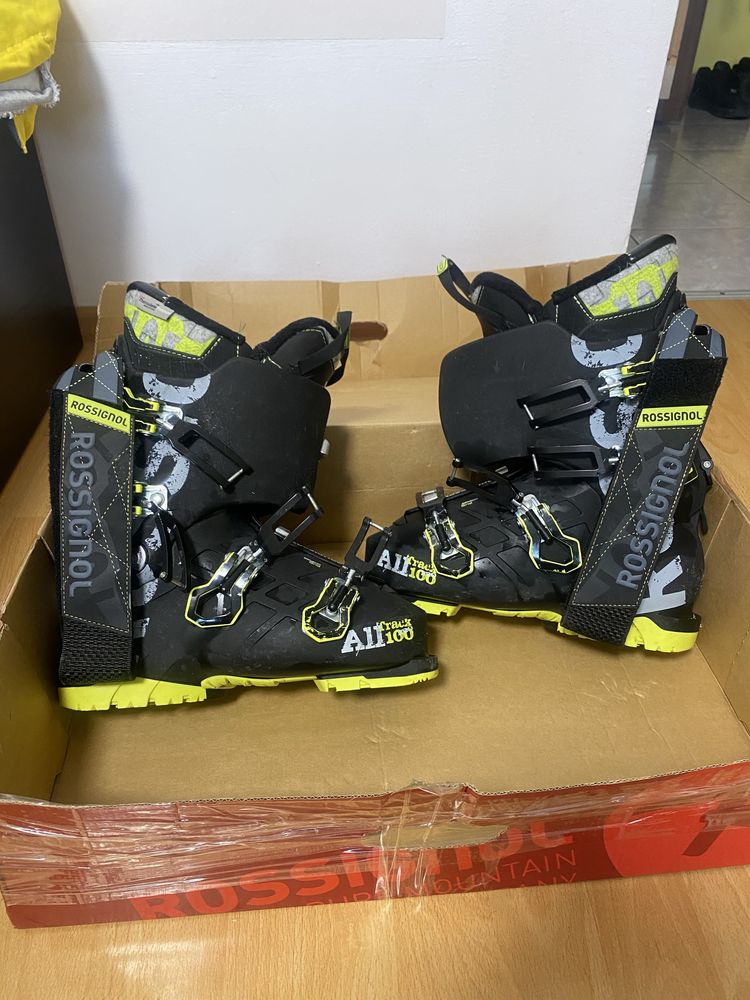 Clapari Rossignol Alltrack 100,  Marime: 25.5