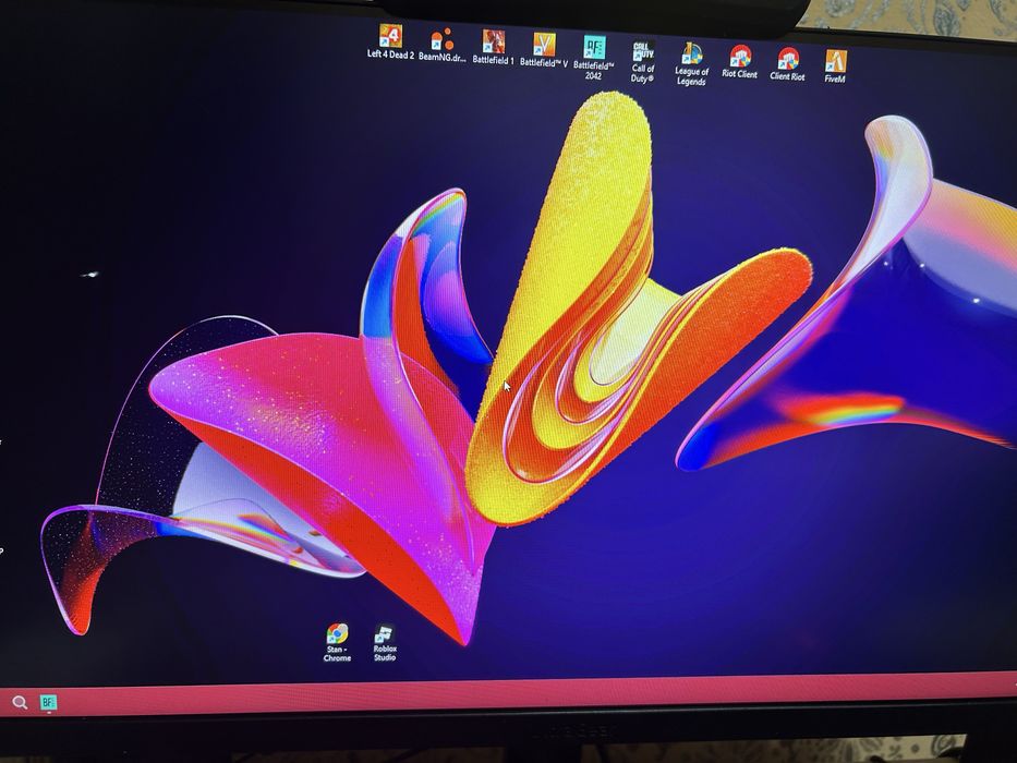 Monitor lg ultragear 246Q50F-B 165 hz freesync premium