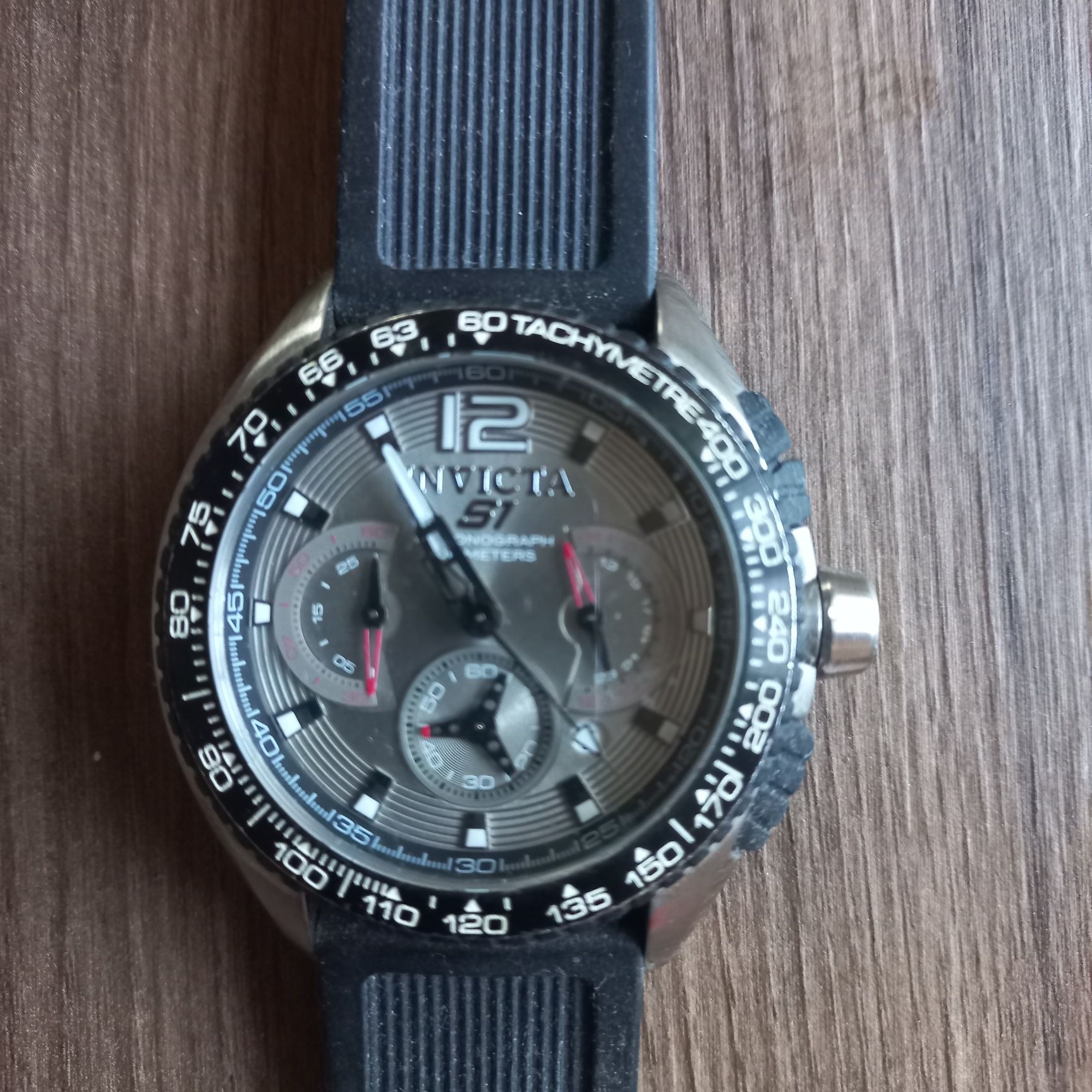Часовник ...INVICTA