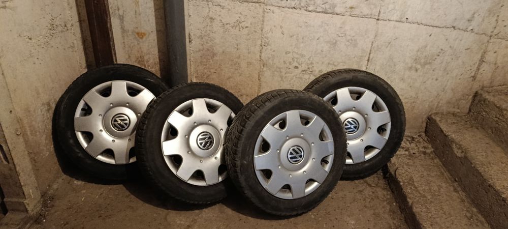 Vând genți 5x112 r 16 de tablă cu anvelope și capace