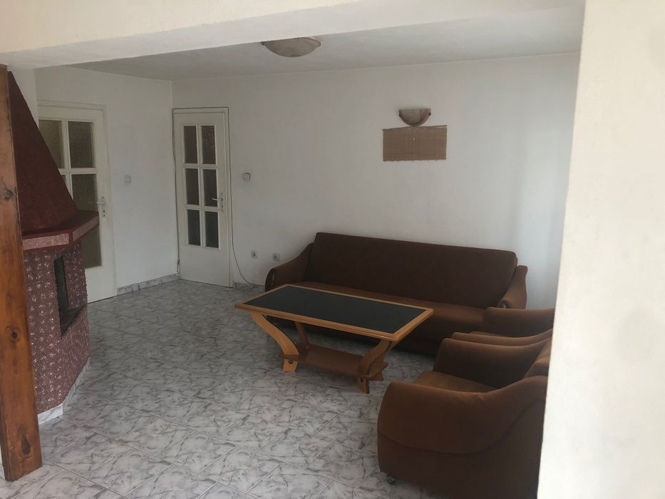 Дава се под наем Двустаен апартамент в Стара Загора, Център - 56 кв.м за 249.9 € - Снимка #1