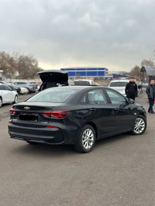 Monza 2023 Qora Avtomat 1.5