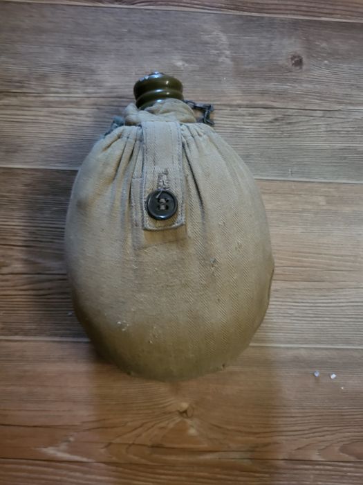 Продам фляшку солдатскую