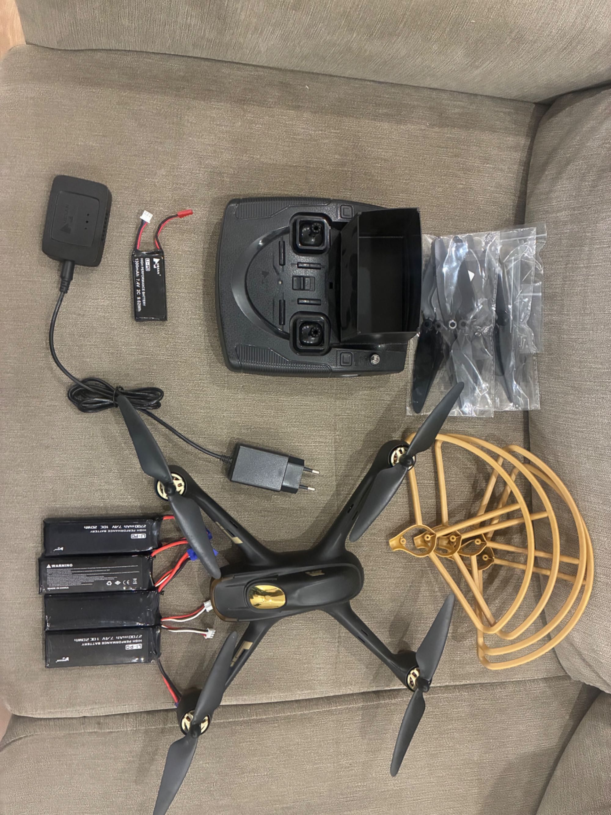 Dron Дрон Hubsan FPV X4 brushless H501S
