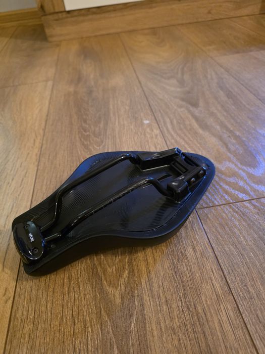 Седалка за колоездене/Триатлон fizik