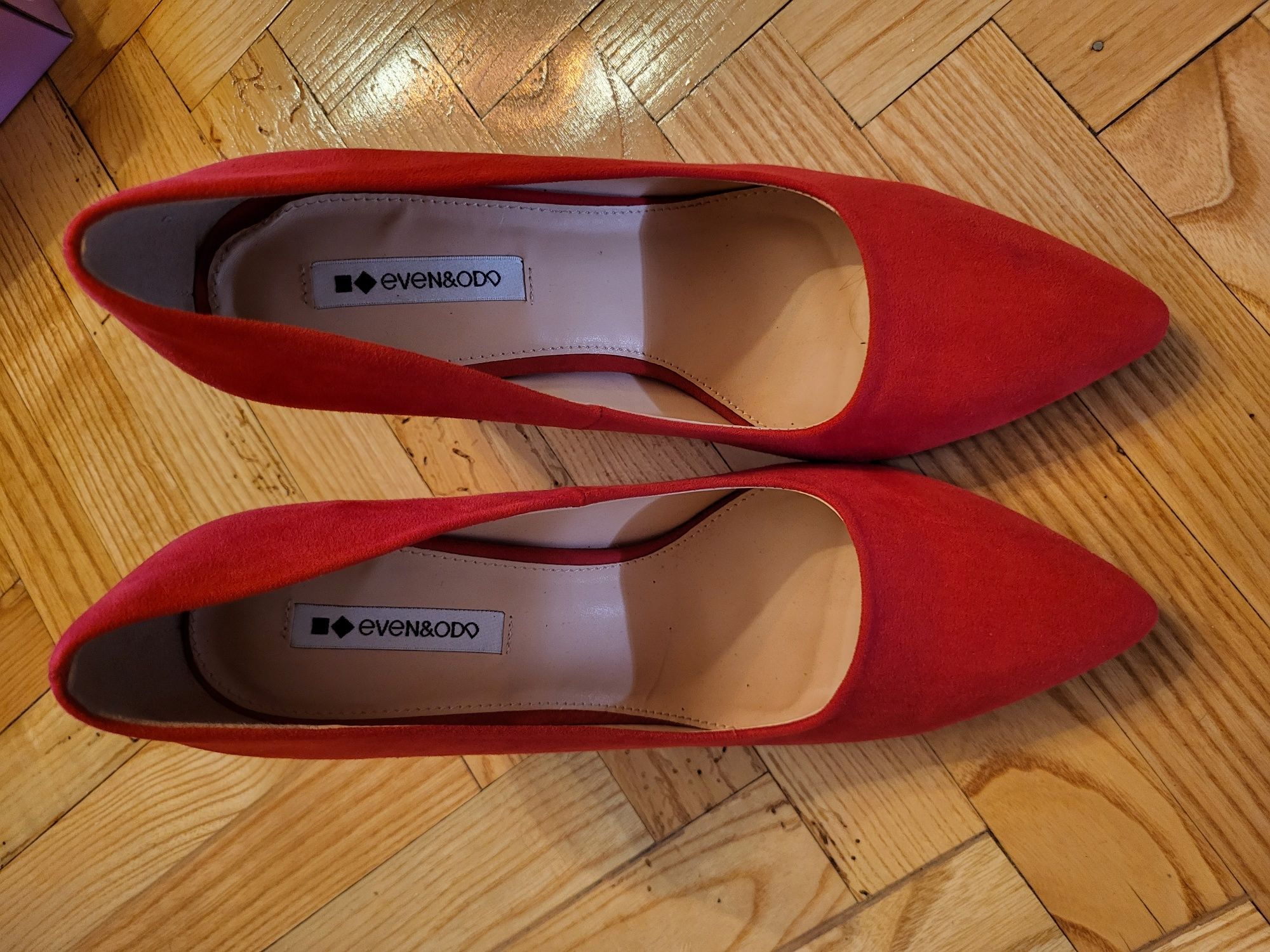 Червени официални обувки 42 номер