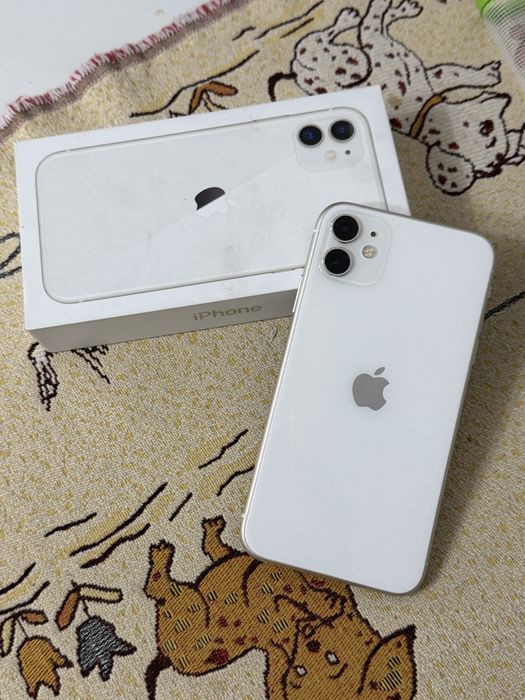 Айфон 11 про продаётся