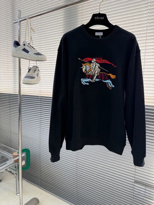 Bluza Burberry , calitate premium , pe comanda , noua , M