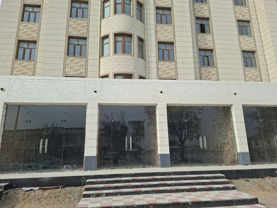 G'allaorol markazida Do'konlar va uylar sotuvi boshlandi