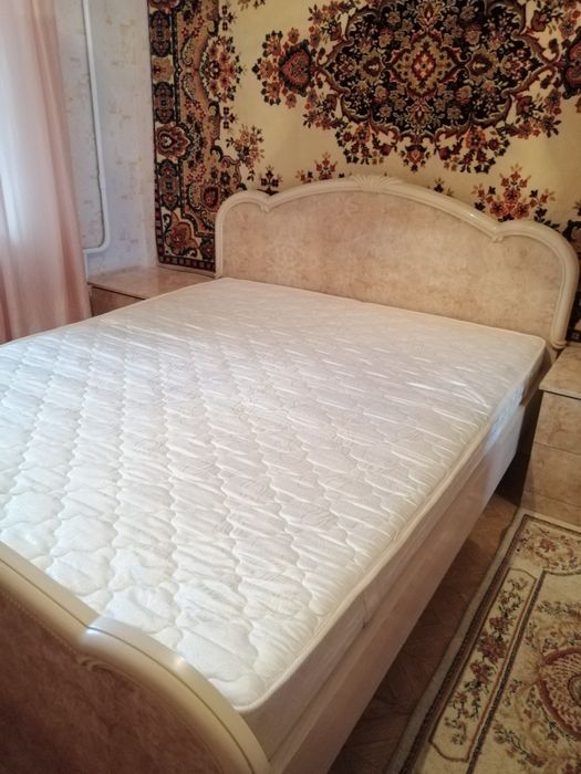 Продам кровать двуспальную