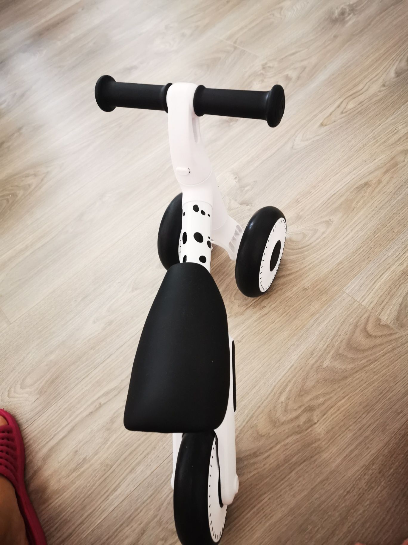 Bicicleta bebelusi fara pedale