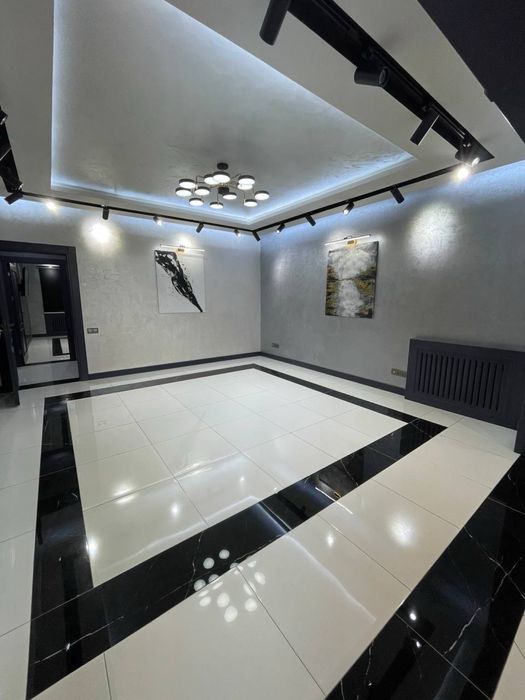 массив Госпитальный / Лавандерия  Ул. Чехова  Офис 122 кв.м