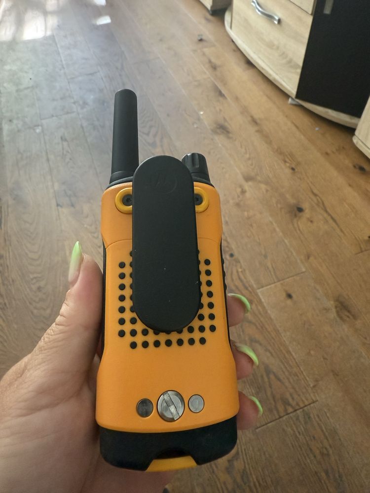 Statie emisie motorola t80