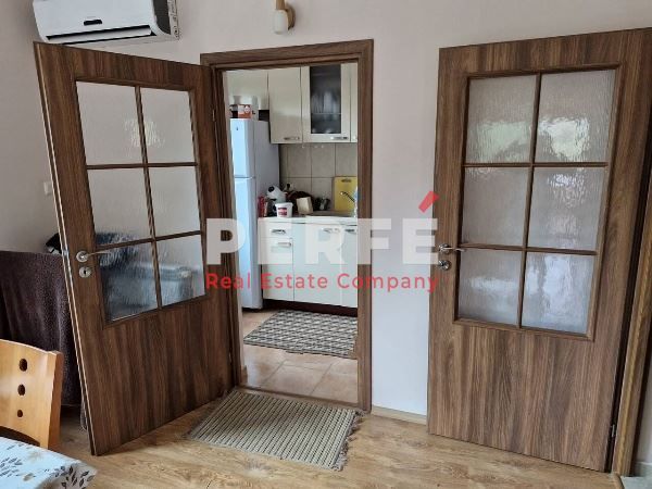 Къща в Бургас, област-с.Голямо Буково площ 155 цена 130000
