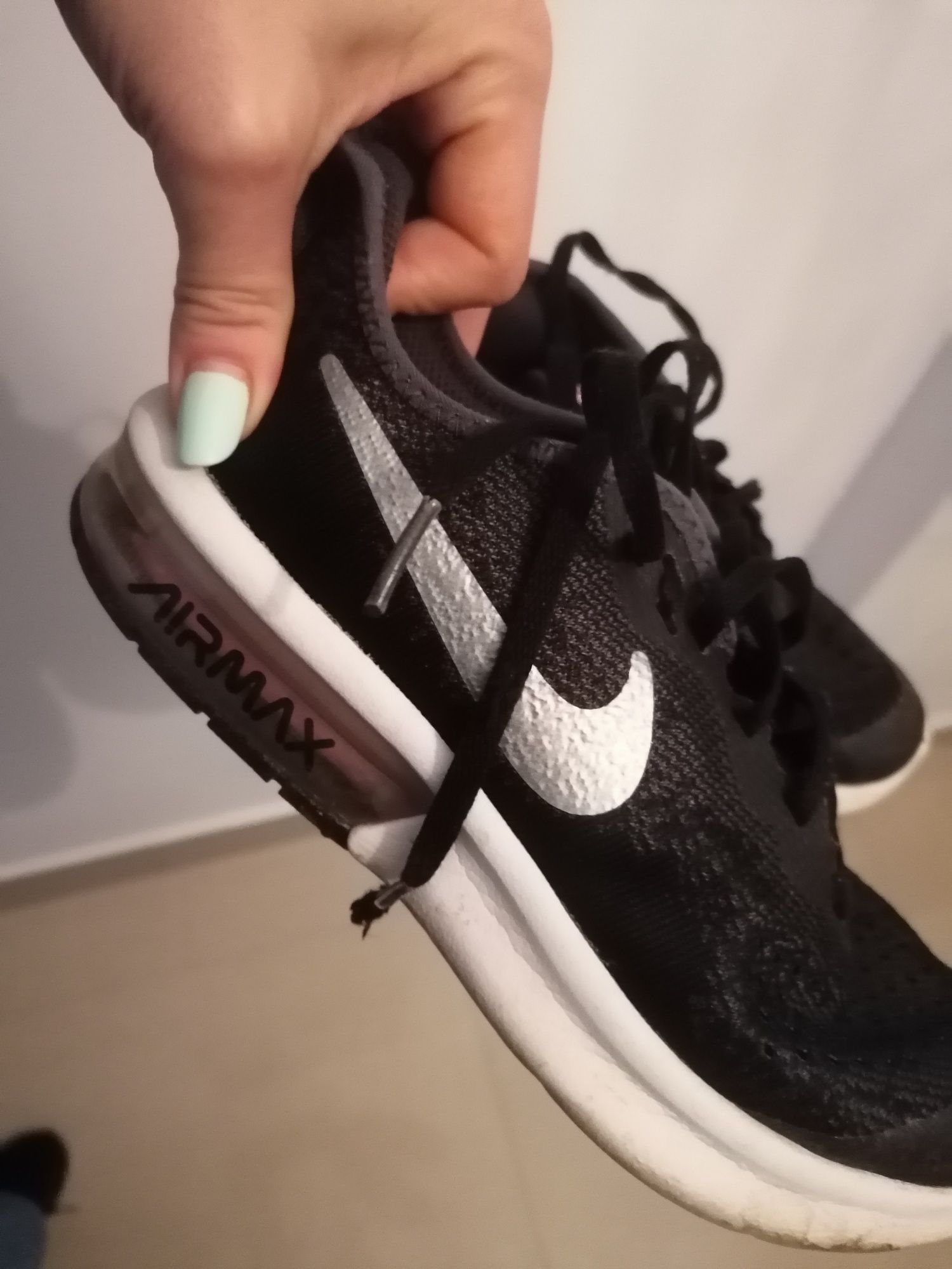Nike Marines 36 in stare f buna
