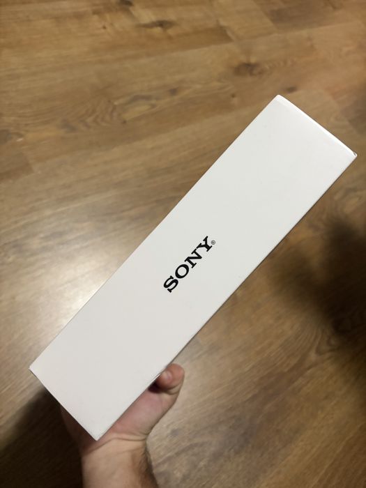 SONY WH-1000XM4 слушалки НОВИ без забележка