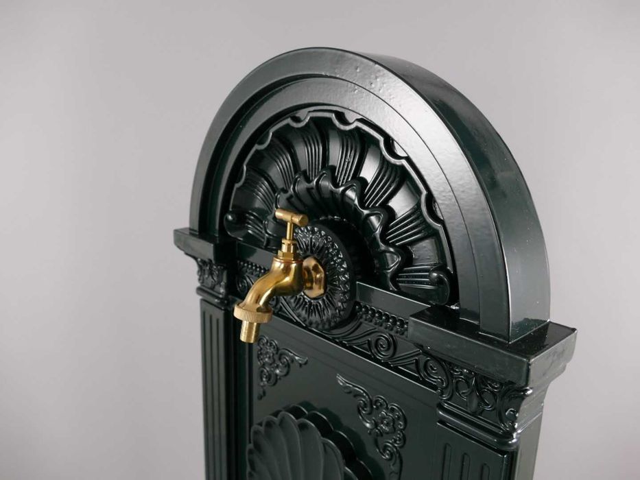 Fantana gradina, aluminiu, verde lucios, robinet din alama