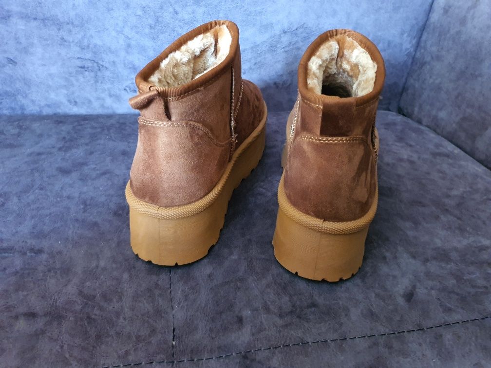 Cizme gen UGG noi îmblănite - 42