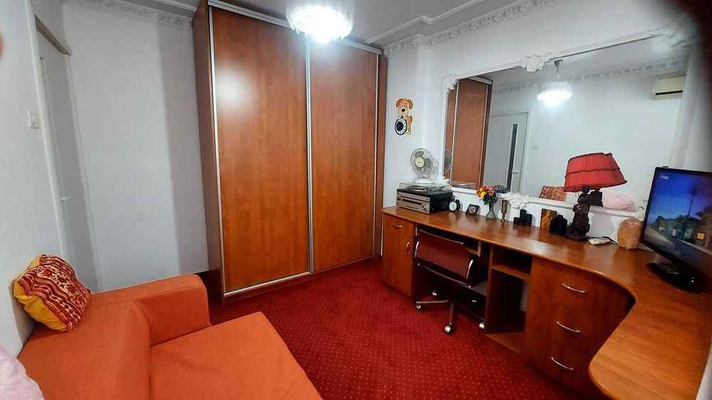 Inchiriez apartament 3 camere  - zona Sebastian
