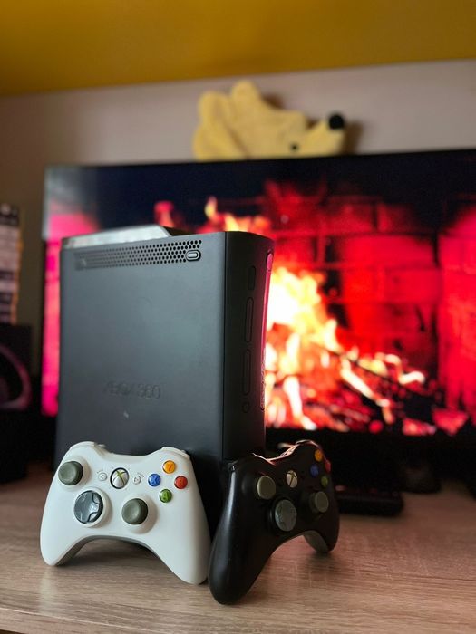 Xbox 360 супер чиста с игри