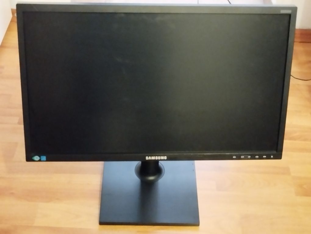 Monitor Samsung S22E650 22 inch stand rotativ mai multe bucati