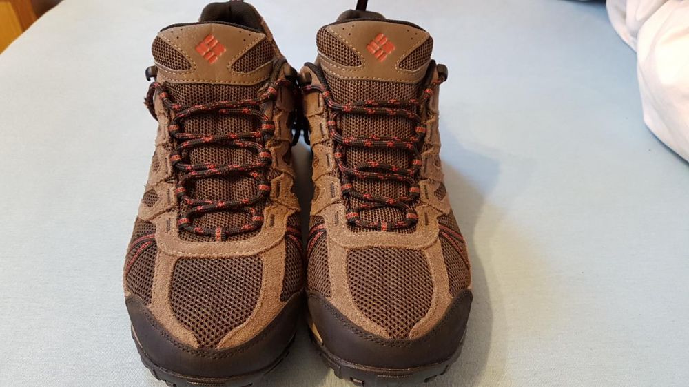 Adidasi/pantofi NOI hiking drumeție expeditii