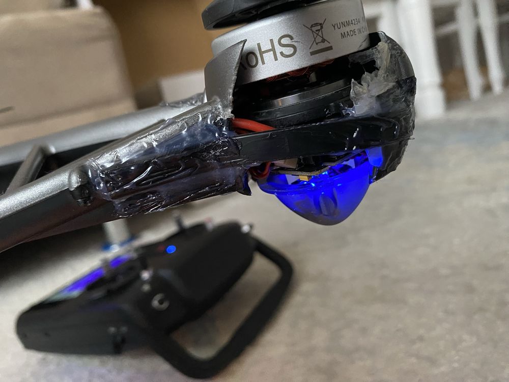 Продам дрон Typhoon Yuneec G