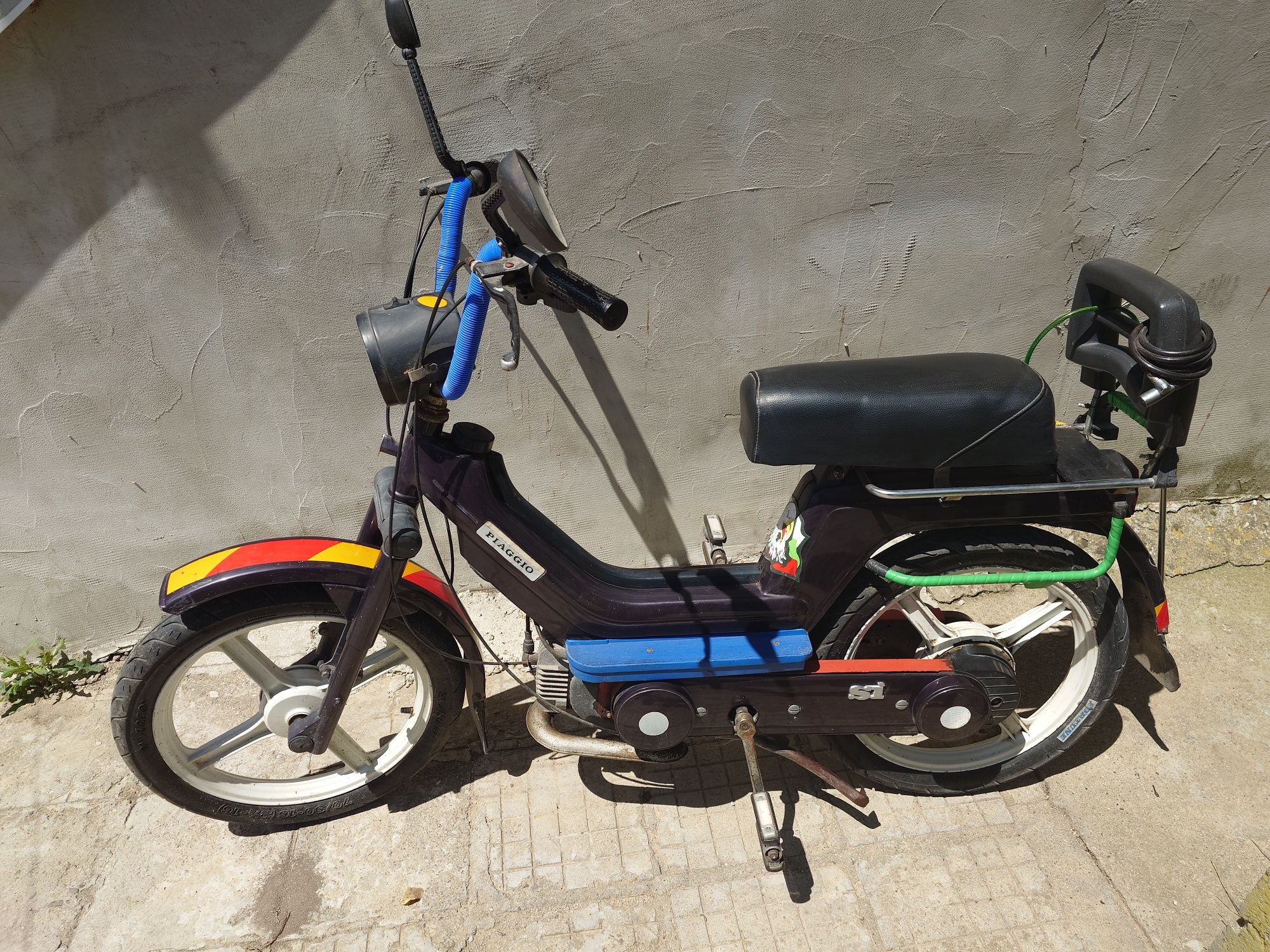Piaggio si мотопед