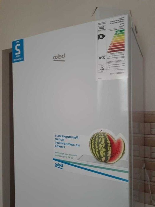 Отдам даром холодильник