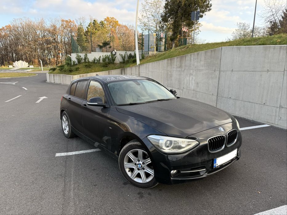 Vand BMW 120d Sport 2012