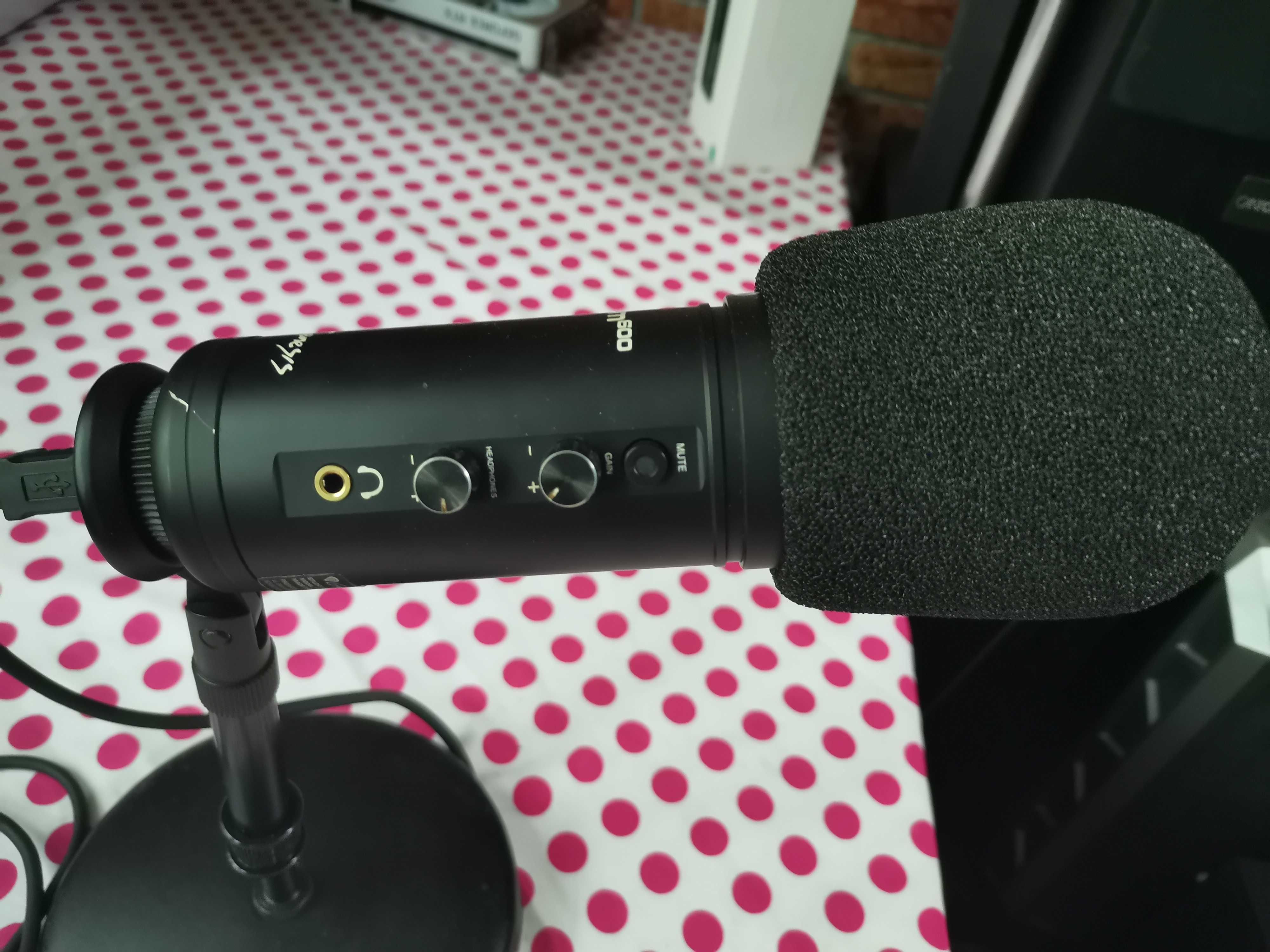 Microfon de studio Genesis Radium 600 Negru.